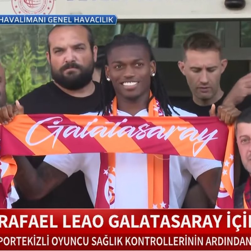 Rafael Leao, G.Saray için İstanbul'da!