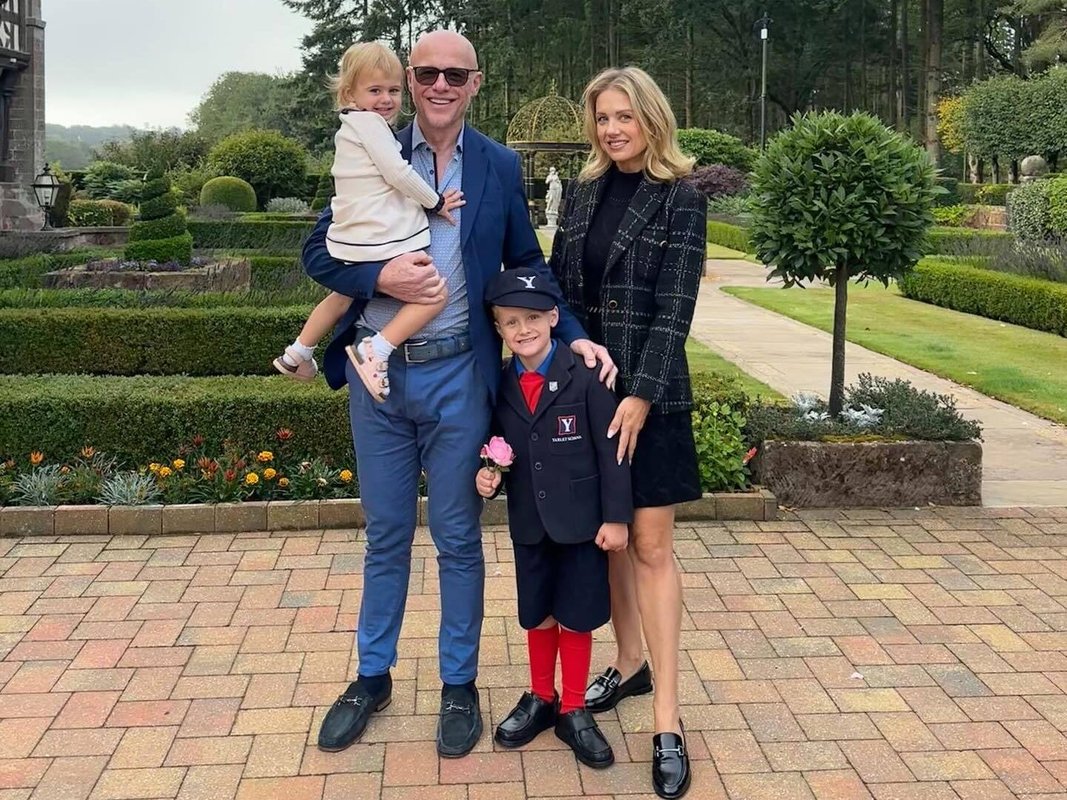 I'm a billionaire with 8 kids. Here's how I avoid spoiling them — and my most important parenting rule