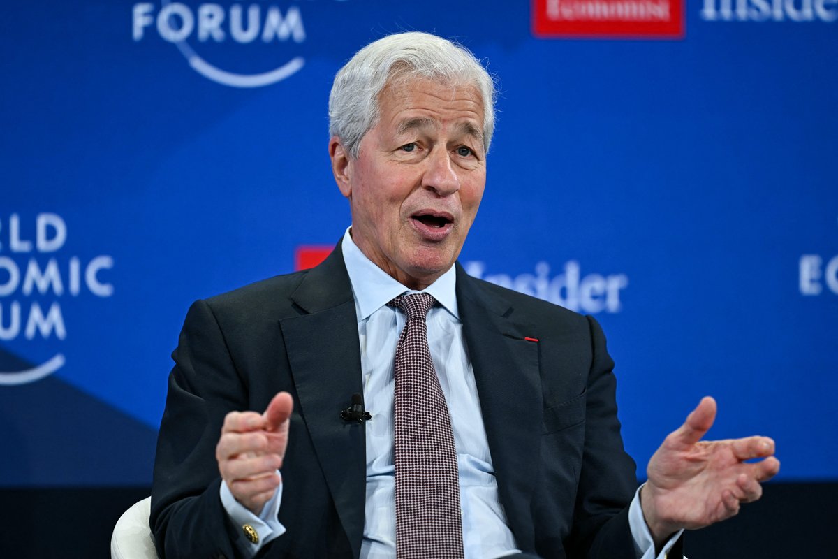 JPMorgan is reorganizing its commercial and investment: bank as part of its AI push
