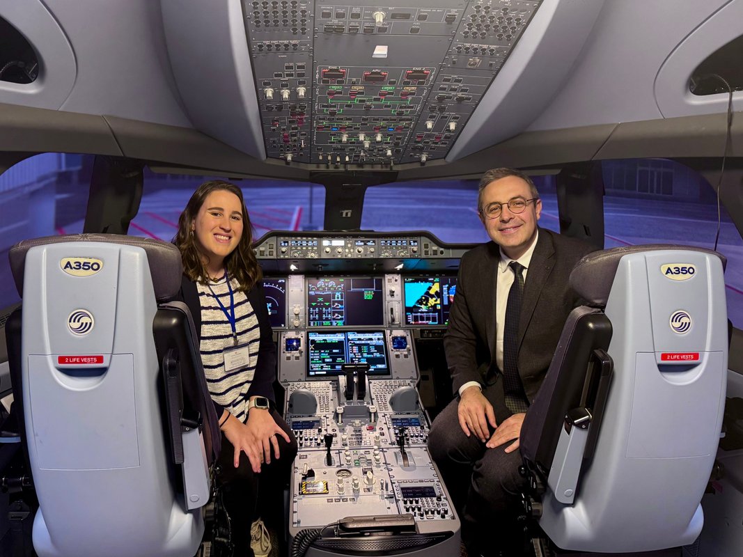 I flew an Airbus A350 flight simulator in wind and turbulence to see how pilots train for emergencies and rough landings