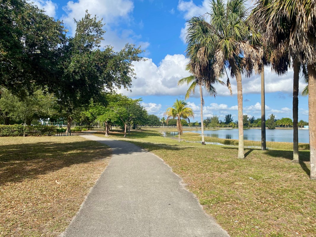 I loved living on Miami Beach — but: after 3 years, I knew I had to leave