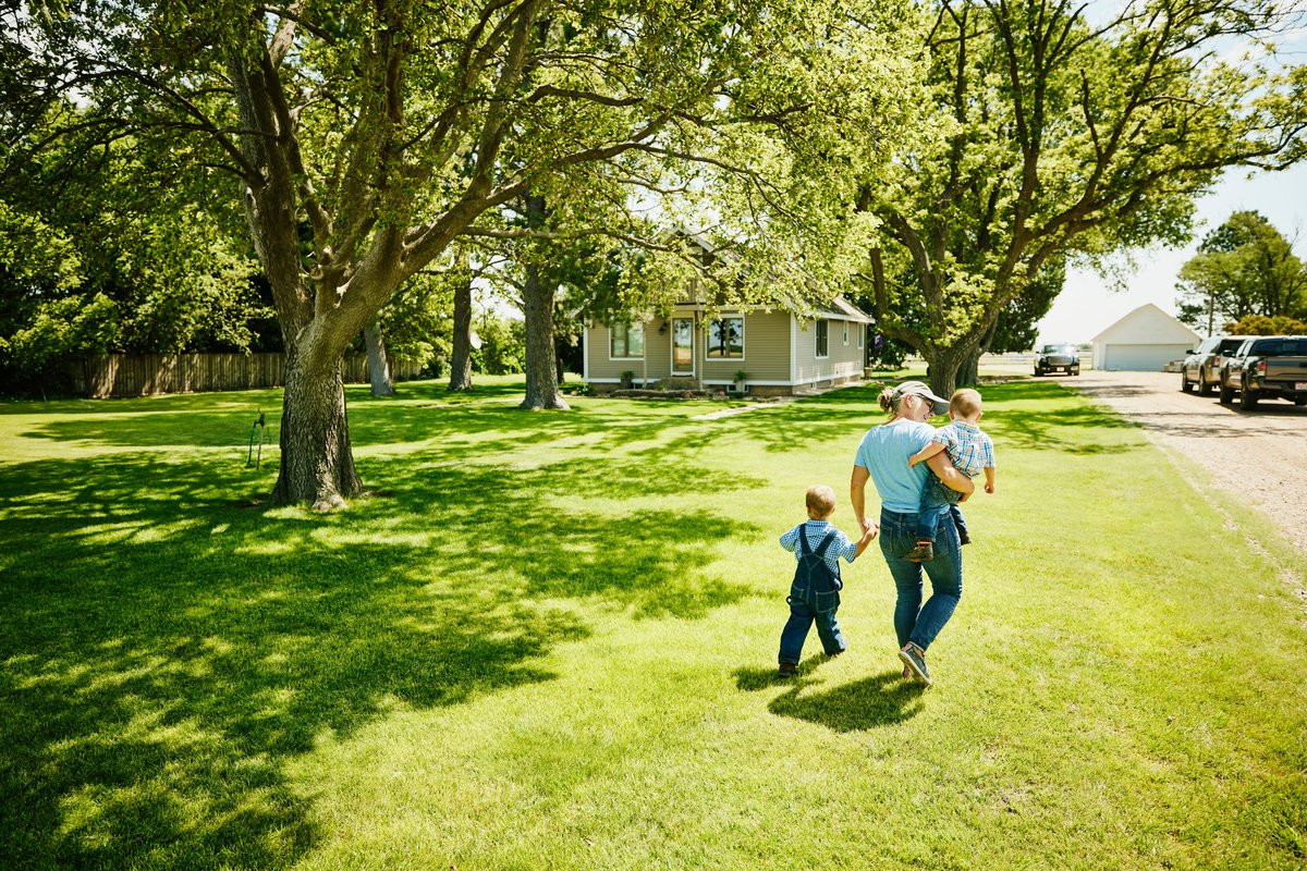 California is becoming the capital of multigenerational living. See which cities have the most multigenerational homes.
