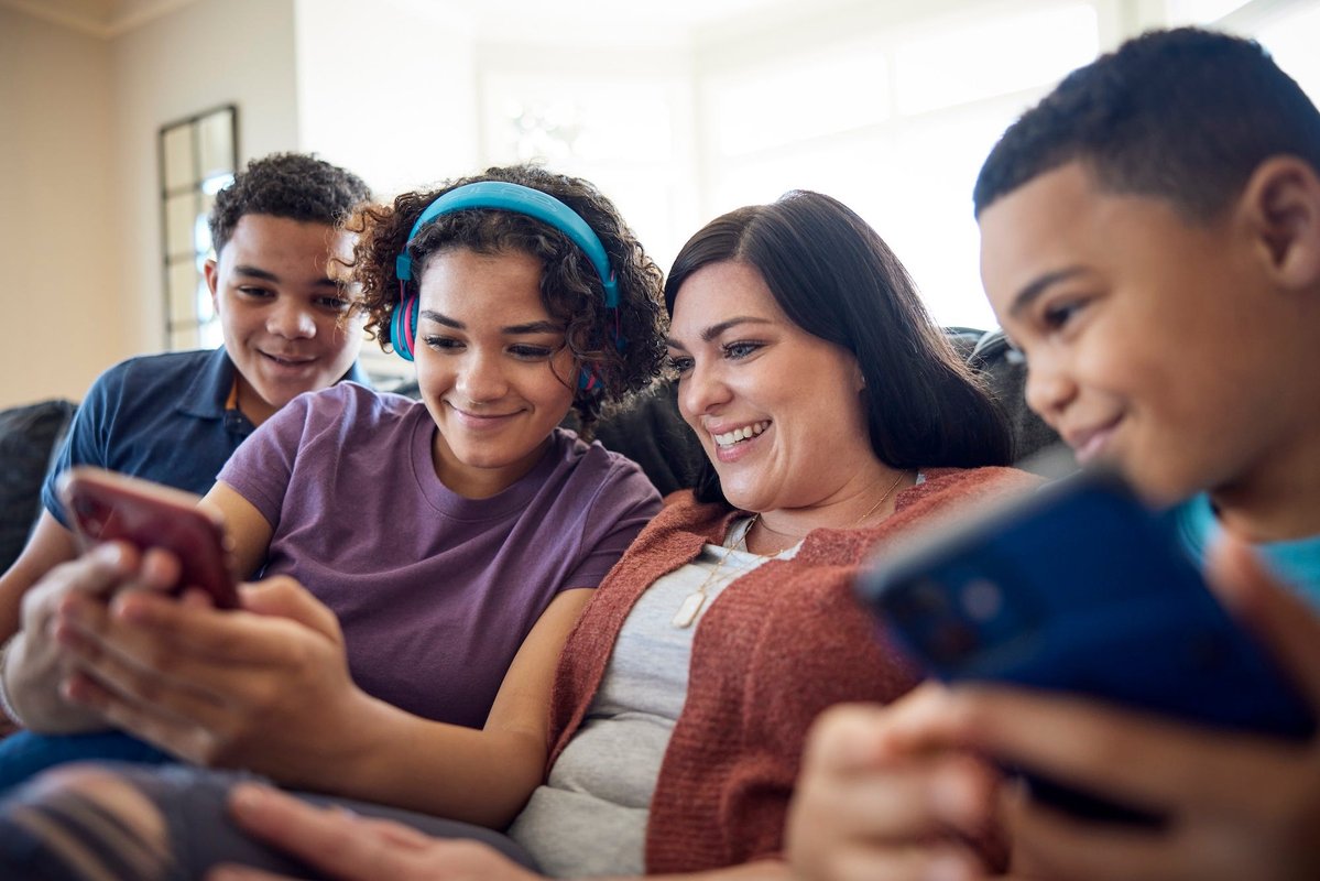 Here are 3 big ways that parents and youth differ on AI