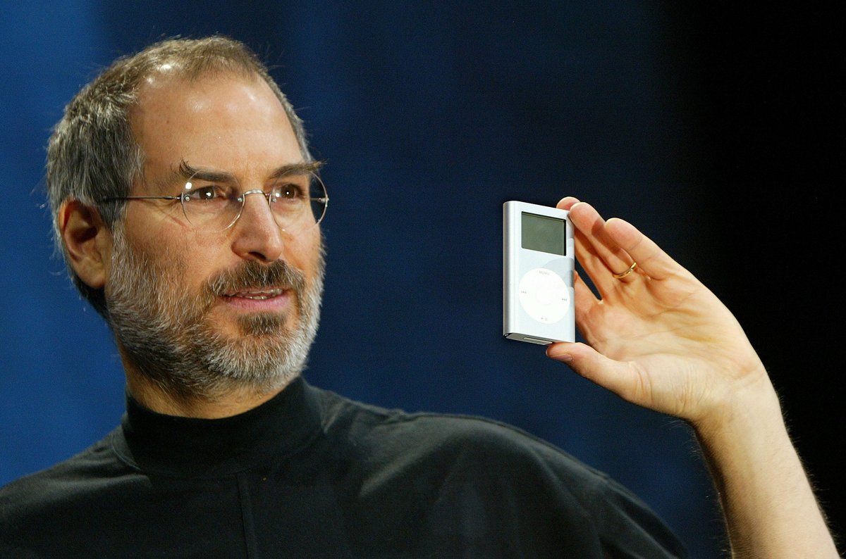 "iPod'un yaratıcısı, Apple'ın müzik cihazının 'nostaljik bir versiyonunu' geri getirmesi gerektiğini savundu"