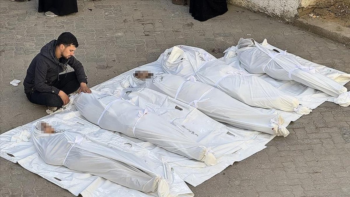 İsrail'in Gazze'ye düzenlediği saldırılarda hayatını kaybedenlerin sayısı 71 bin 388’e ulaştı.