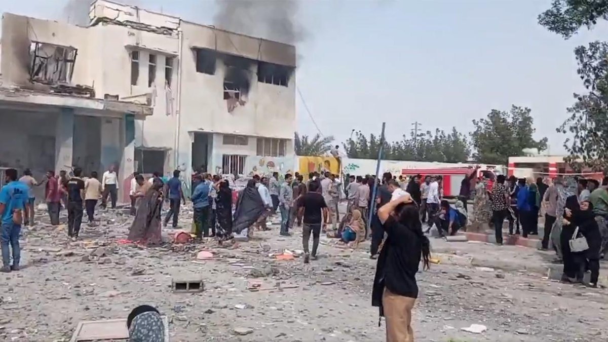 Tahran, okul saldırısı için ABD ve İsrail'den tazminat talep edecek