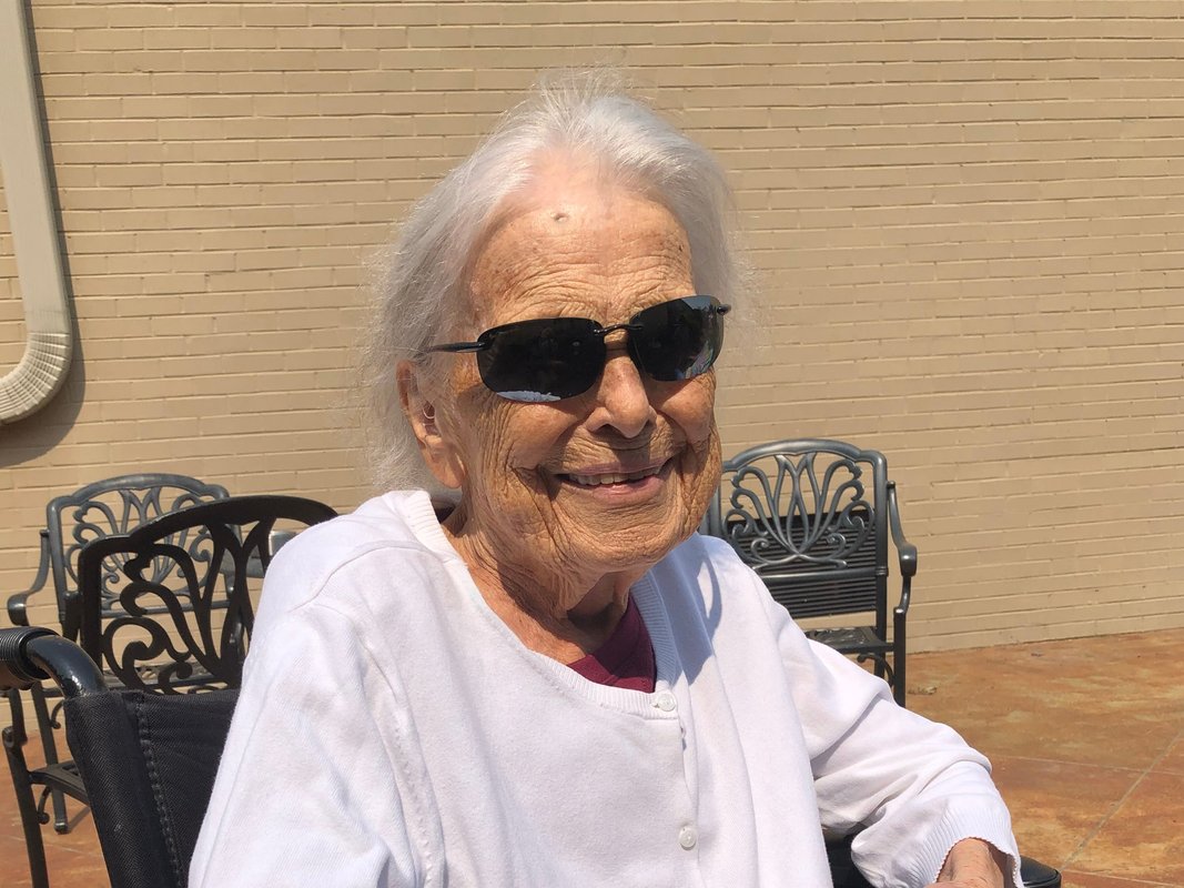 "Yetişkin olarak büyükannemi tanımak için zaman ayırdığım için mutluyum. Onun 99 yıllık hayatı, dünyaya bakış açımı değiştirdi."