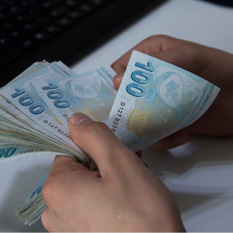 "Memurlar ve emekliler için yeni zam oranı açıklandı"