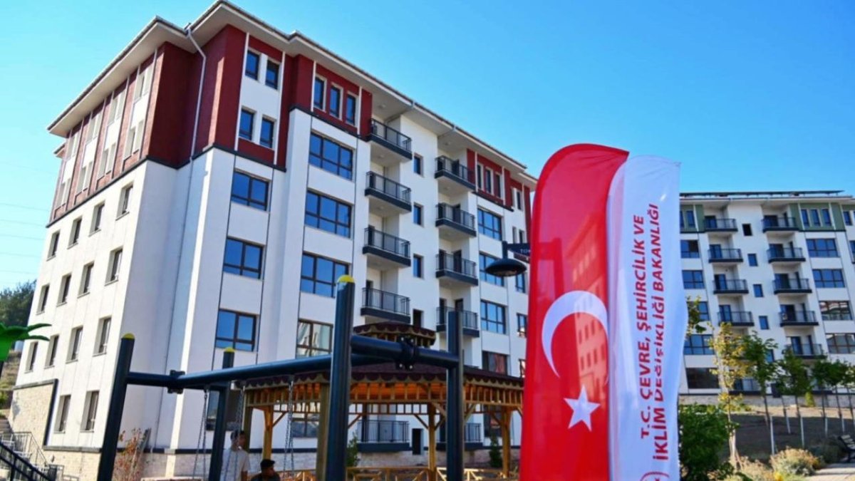 500 bin sosyal konut projesinde kura heyecanı sürüyor