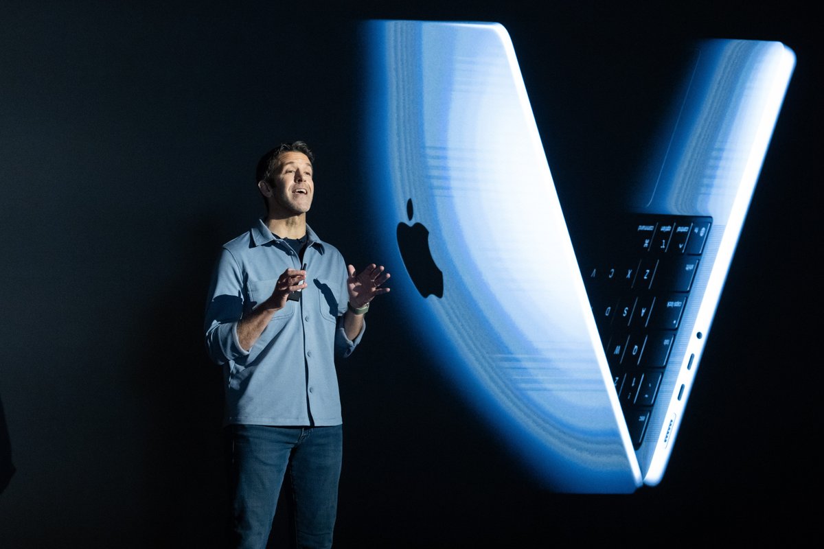 Apple's incoming CEO faces a fresh set of marketing challenges