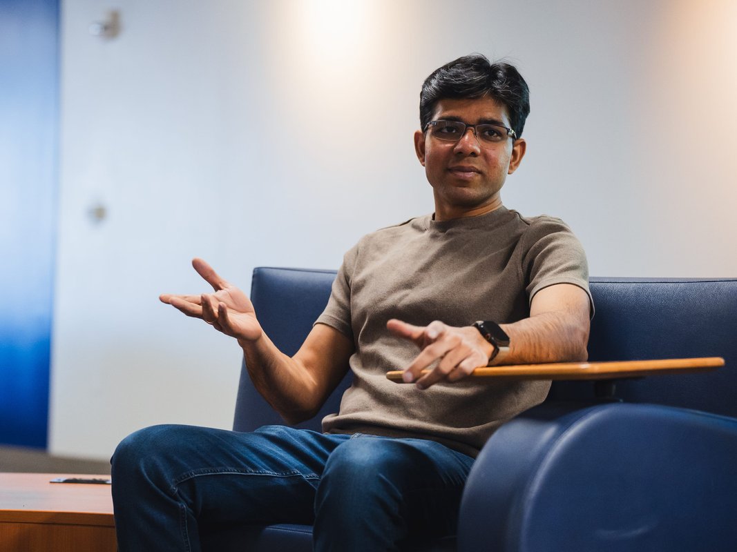 I tripled my salary and became a senior director at Uber in 6 years. Here's the 3-step strategy I used to break out of middle management.
