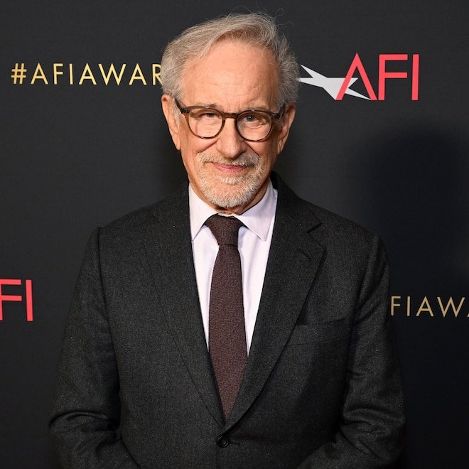 Steven Spielberg, İlk Grammy Ödülünü Kazanarak EGOT Statüsüne Ulaştı