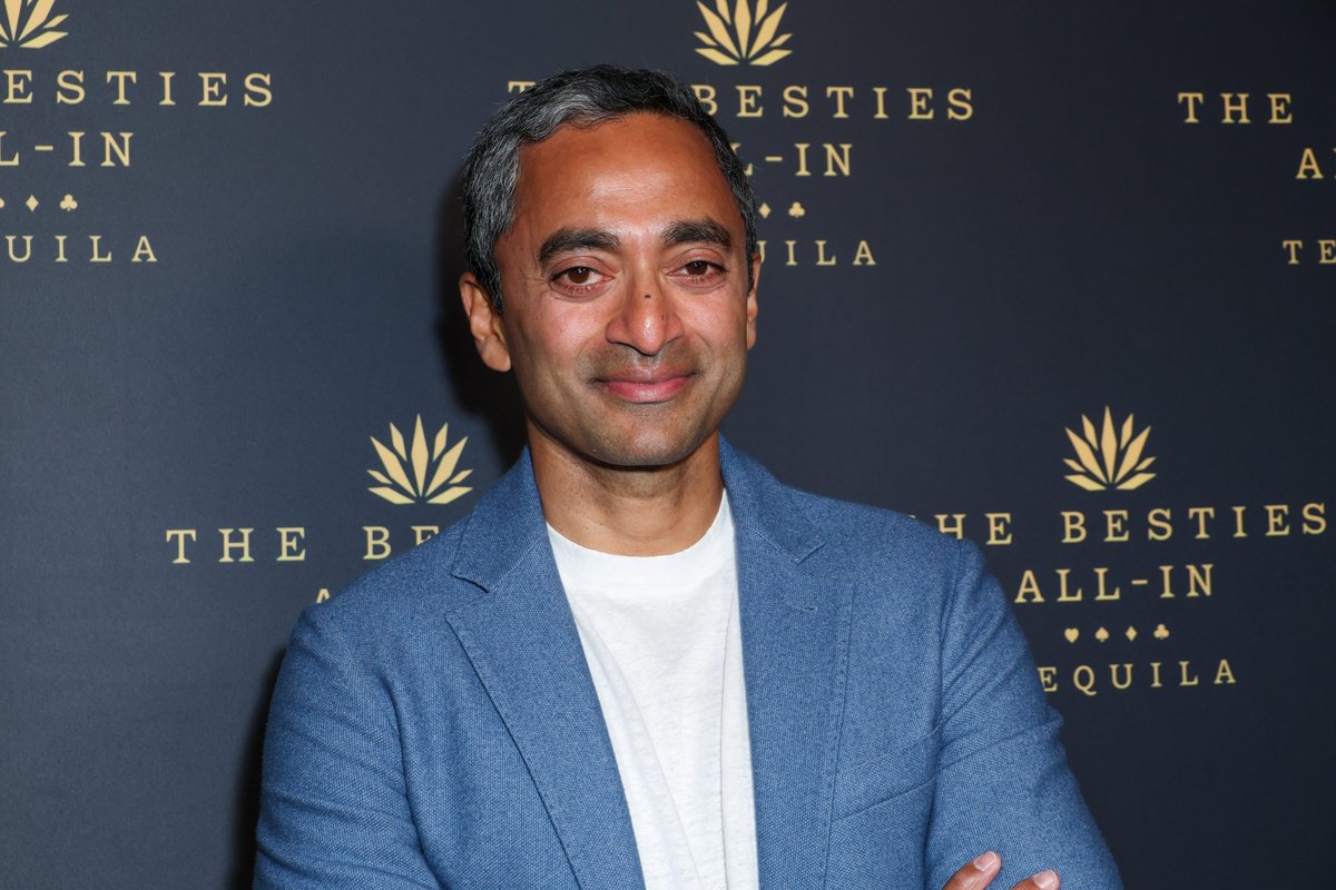 Silicon Valley's latest meme obsession: A years-old picture of Chamath Palihapitiya in a chunky turtleneck