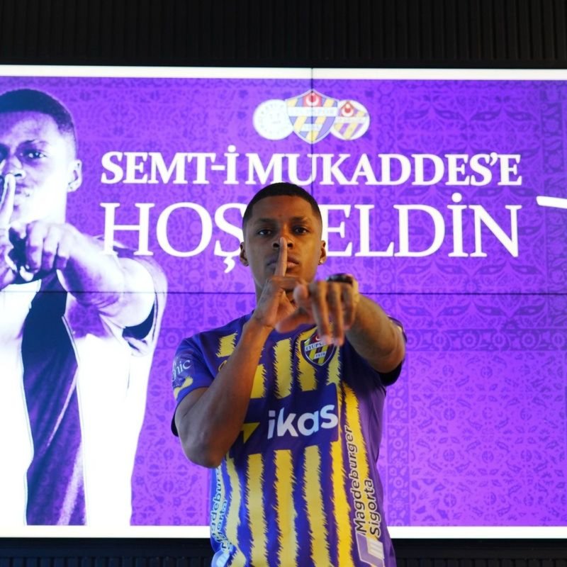 "Eyüpspor'a Yeni Kolombiyalı Kanat Oyuncusu Katıldı"