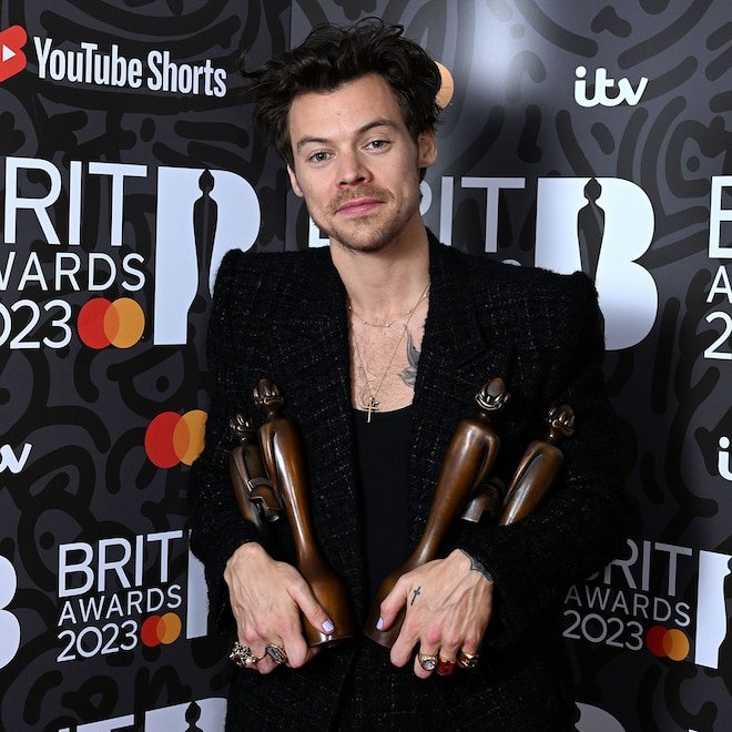 Harry Styles, Uzun Bir Aranın Ardından Dördüncü Albümünü Duyurdu