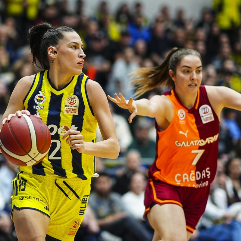 "Kadınlar derbisinde galip gelen taraf Fenerbahçe Opet oldu!"