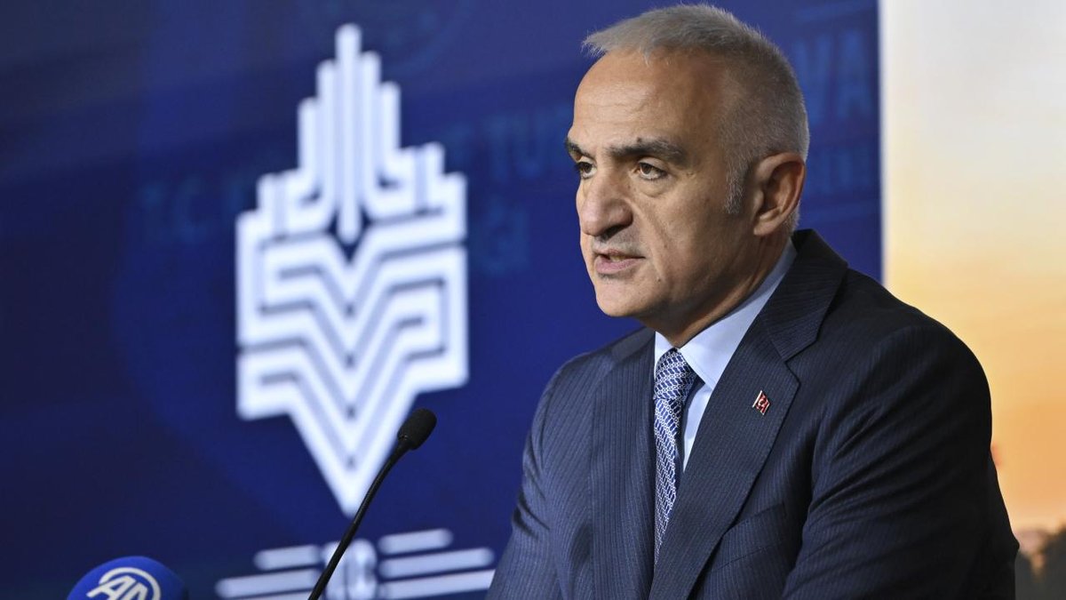 Bakan Ersoy: 6 ülkede 12 bin 420 kardeşimizle iftar sofralarında buluşacağız