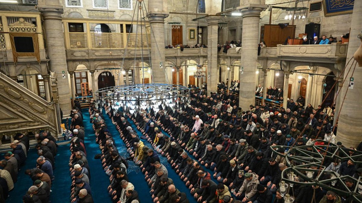 "Miraç Kandili, dualarla kutlanarak geçirildi"