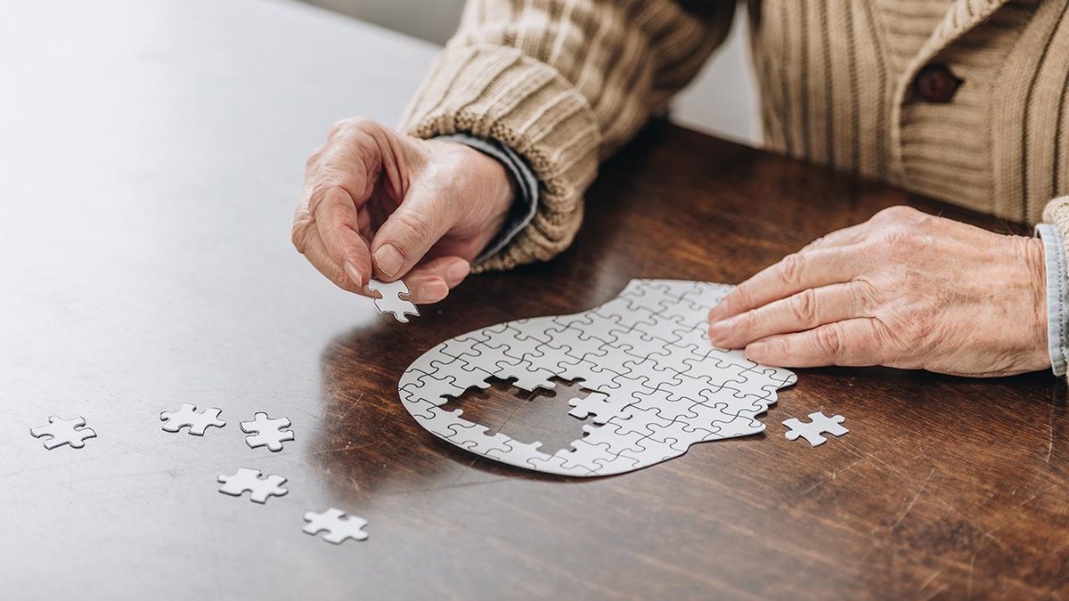 "Alzheimer hastalığı ortaya çıkmadan önce tedavi imkanı mevcut"