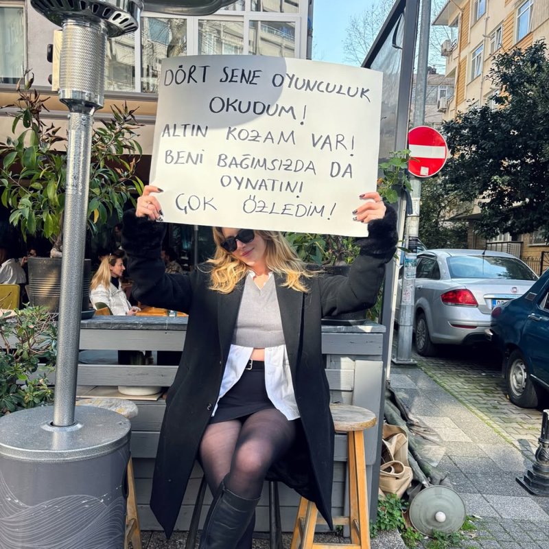 "Problemine çözüm olarak pankart açmayı tercih etti"