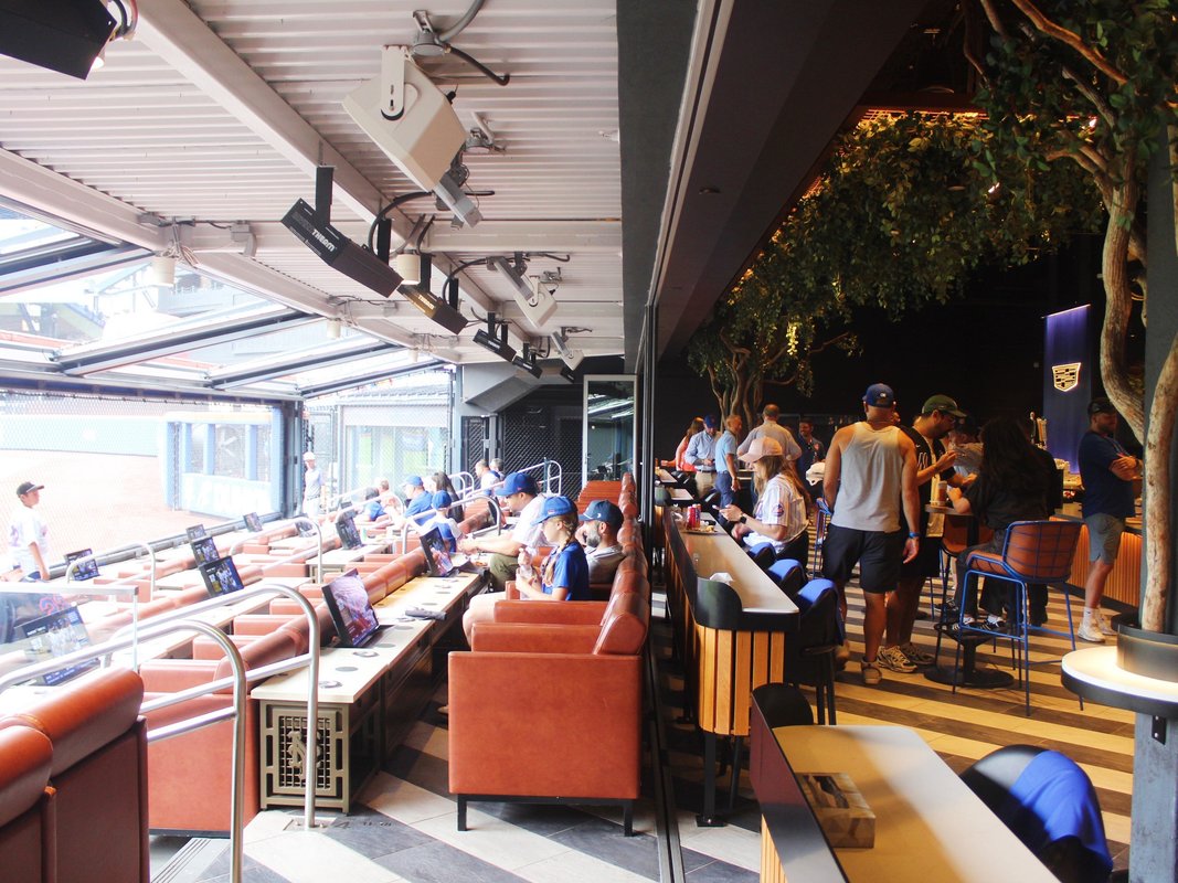 I went inside the hidden Cadillac Club at Citi Field. It's the most exclusive place to watch the Mets play.
