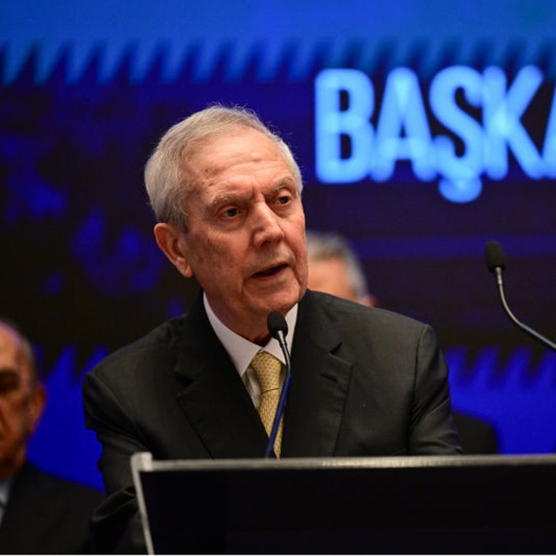 Aziz Yıldırım'dan transfer: ve teknik direktör açıklaması!