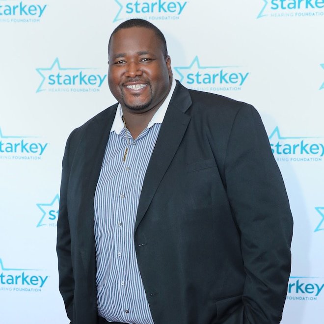 "Blind Side filmi oyuncusu Quinton Aaron, hastaneye kaldırıldı ve yaşam destek ünitesine bağlandı"