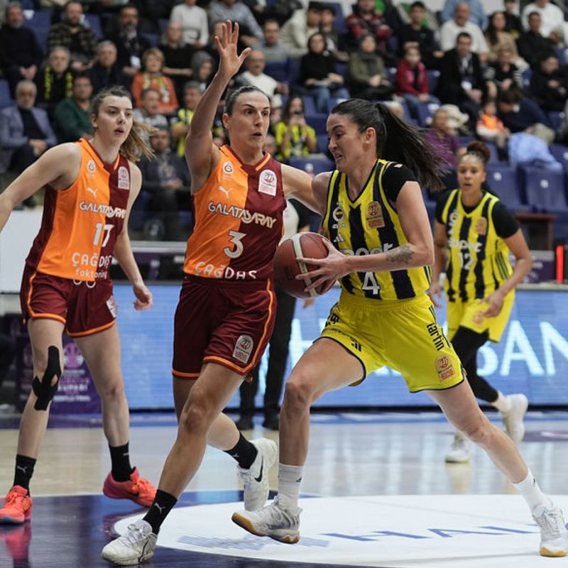 "Türkiye Kupası Fenerbahçe Opet'in Sahipliğine Geçti!"