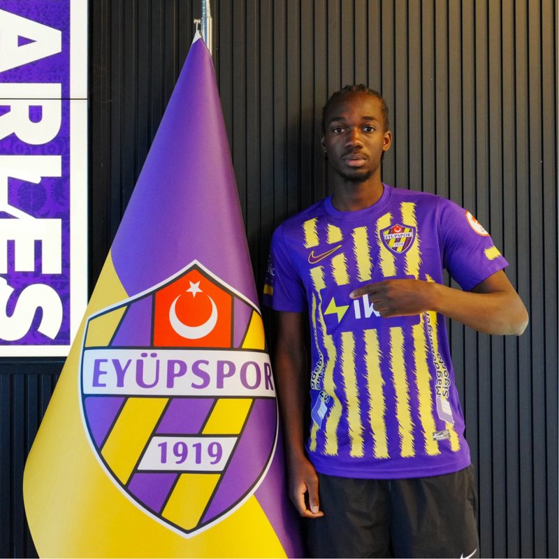 "Eyüpspor, Orta Saha İçin: Yeni Bir Oyuncu Transfer Etti!"
