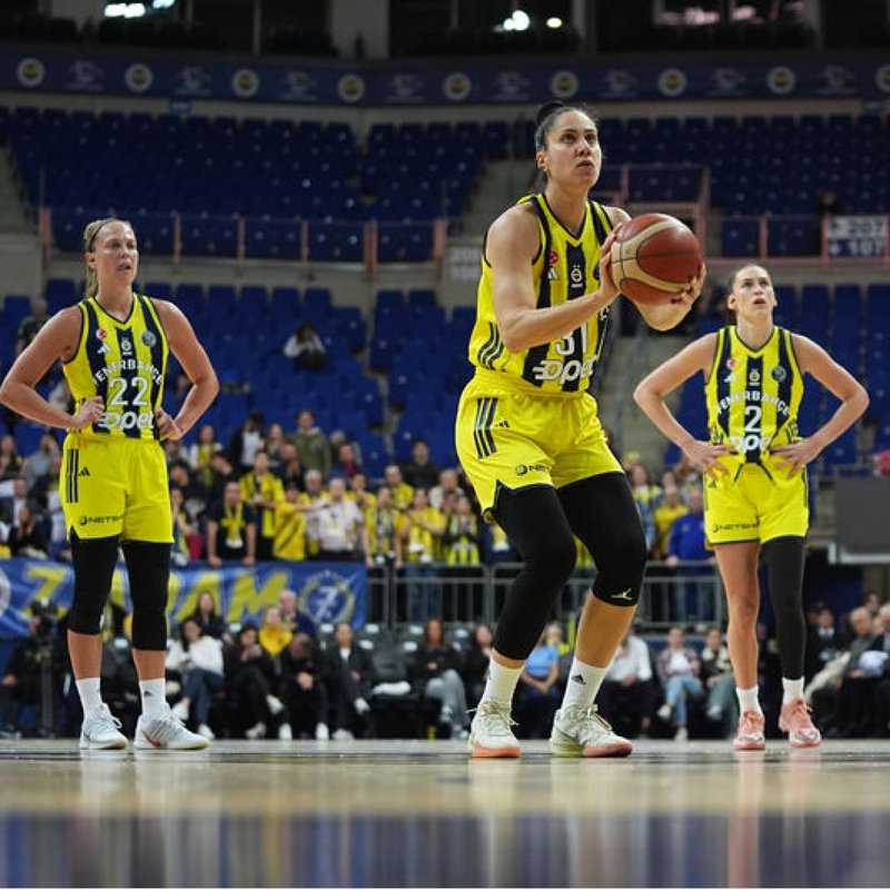 "Fenerbahçe Opet, şampiyonlukta liderliği güvence altına aldı!"