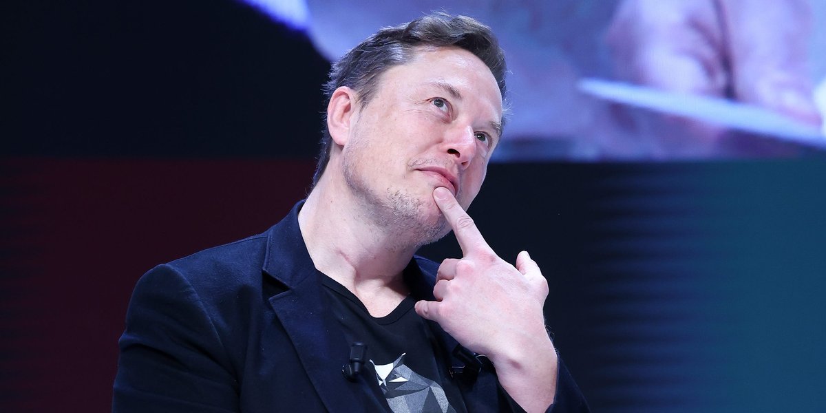 "Elon Musk, 2025 için Tesla Robotaxi ile ilgili birçok taahhütte bulundu. İşte kaçırdığı detaylar."