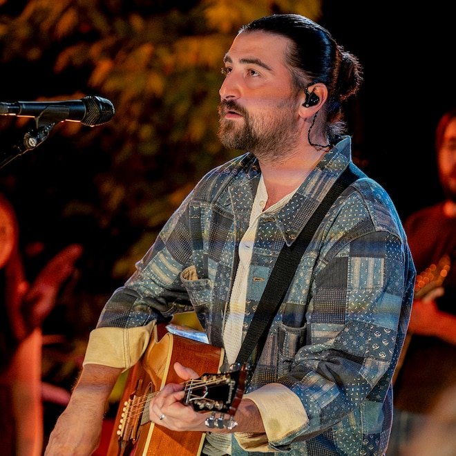 Noah Kahan Is "F--king Sorry" for: Canceling NYC Show Over Major Storm