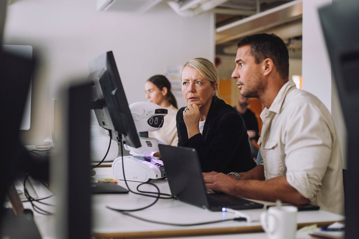 30% of Americans worry that: AI will make their jobs obsolete