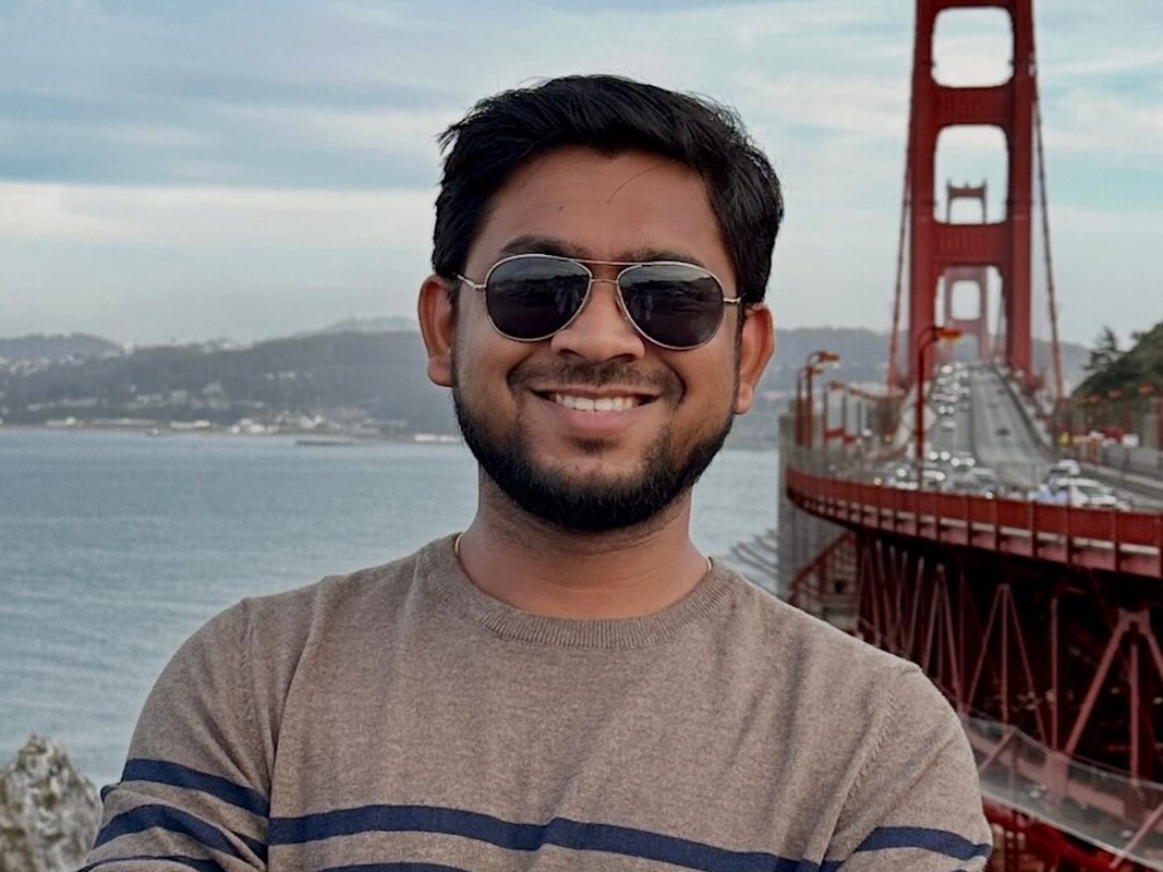 I'm a Microsoft software engineer. AI makes hitting my deadlines much easier, but I'm still skeptical it will replace me.