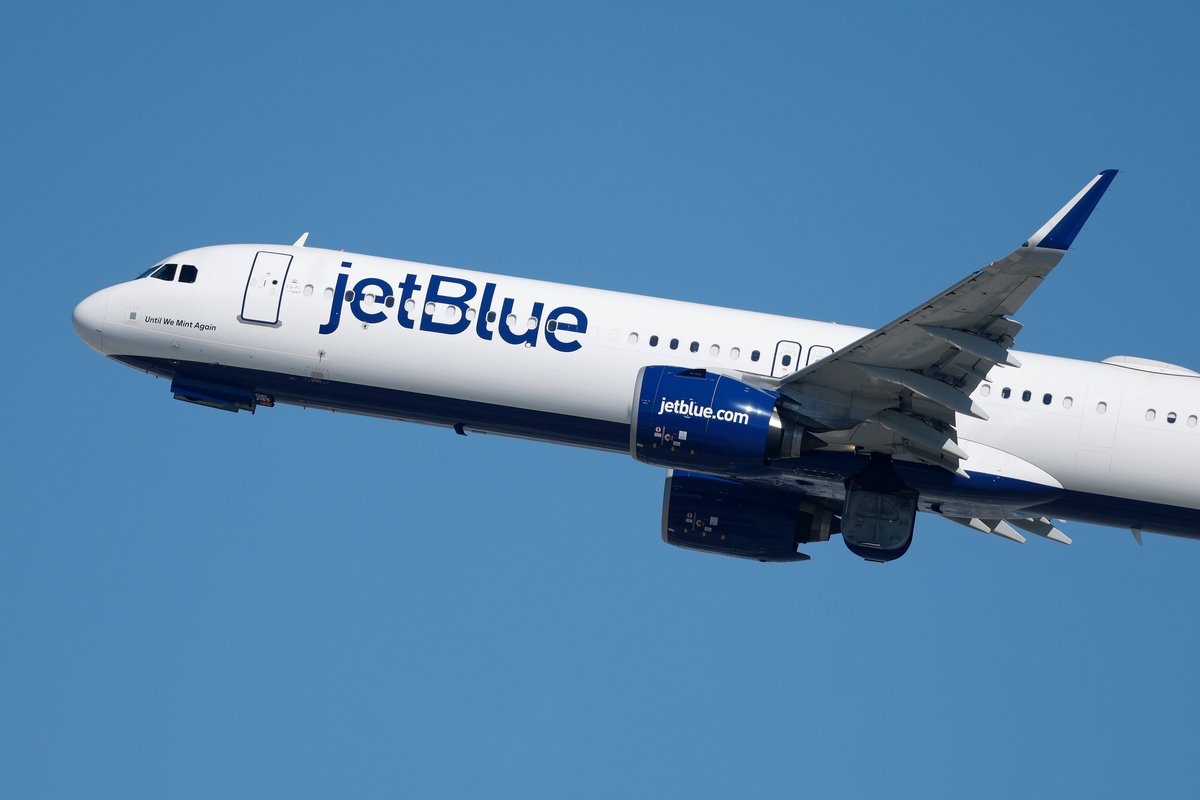 A JetBlue plane made an emergency landing at: Newark after smoke was reported in the cabin