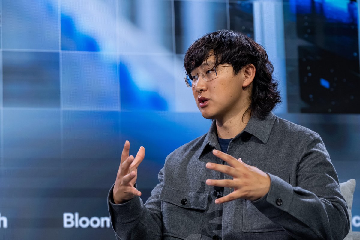 Alexandr Wang says startups supercharged by AI can now pick 'Goliath versus Goliath' fights