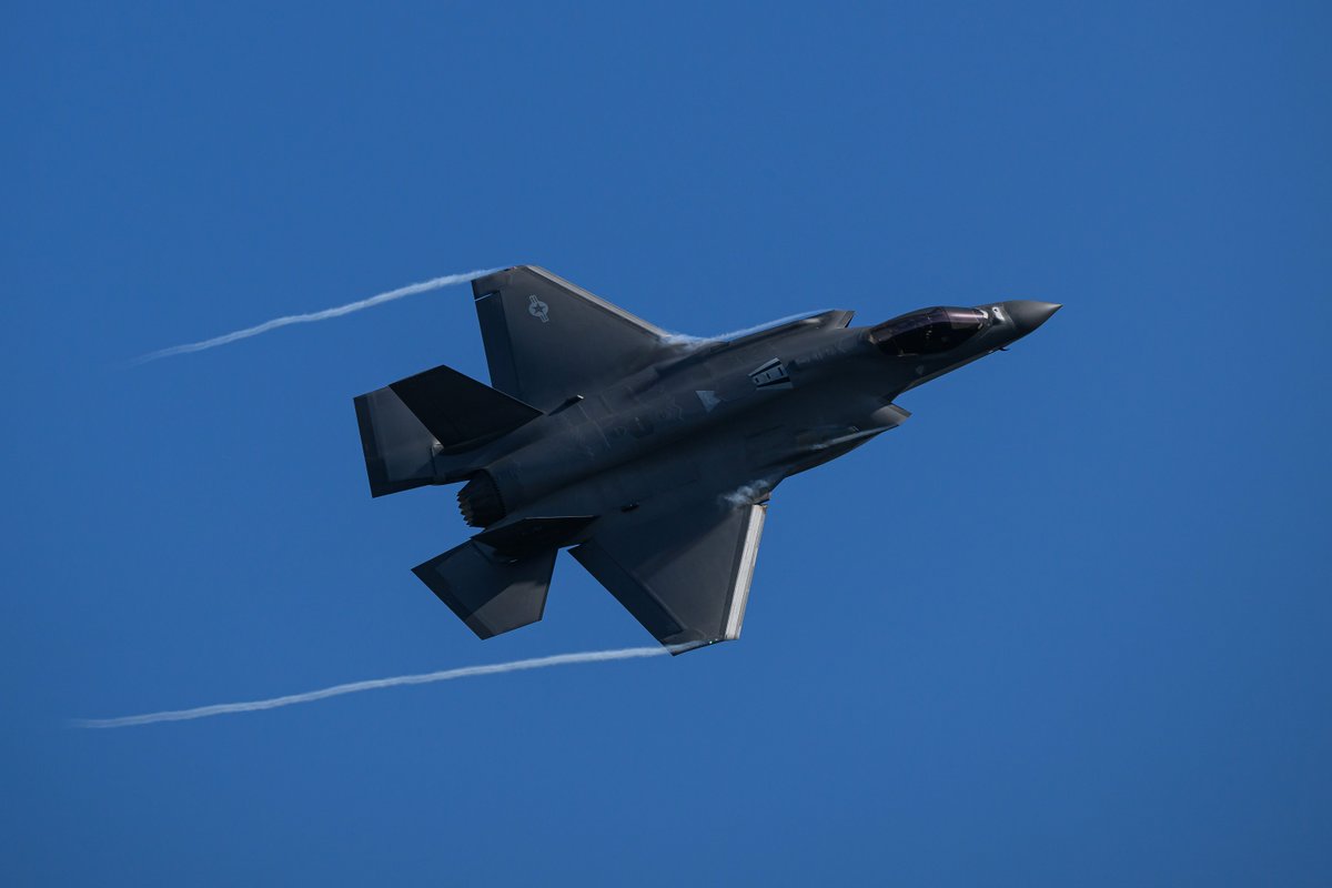 Why Lockheed Martin's $2 trillion F-35 program is so expensive