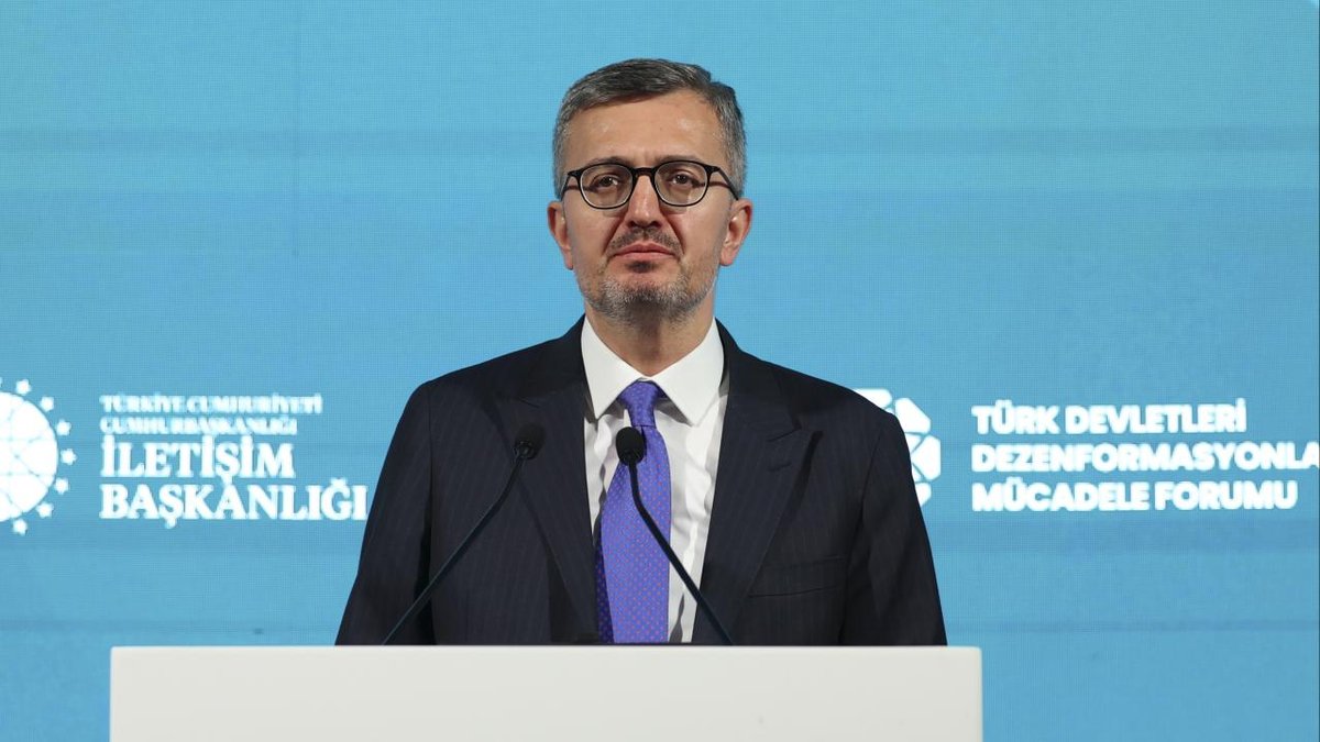 "İletişim Başkanı Duran: Yanlış bilgilere karşı güçlü bir savunma mekanizması kurmalıyız"