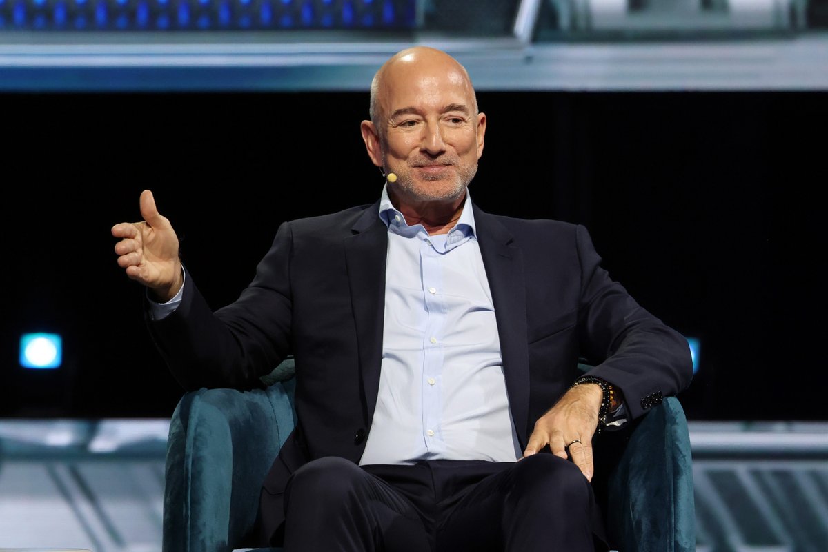 "Jeff Bezos'un SpaceX ile rekabet: edecek uydu ağı projesi şekilleniyor"