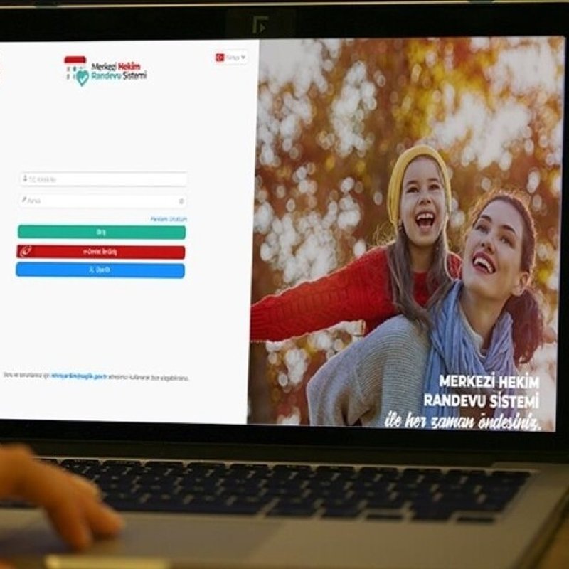 MHRS'de bekleyen hasta sayısı azalıyor