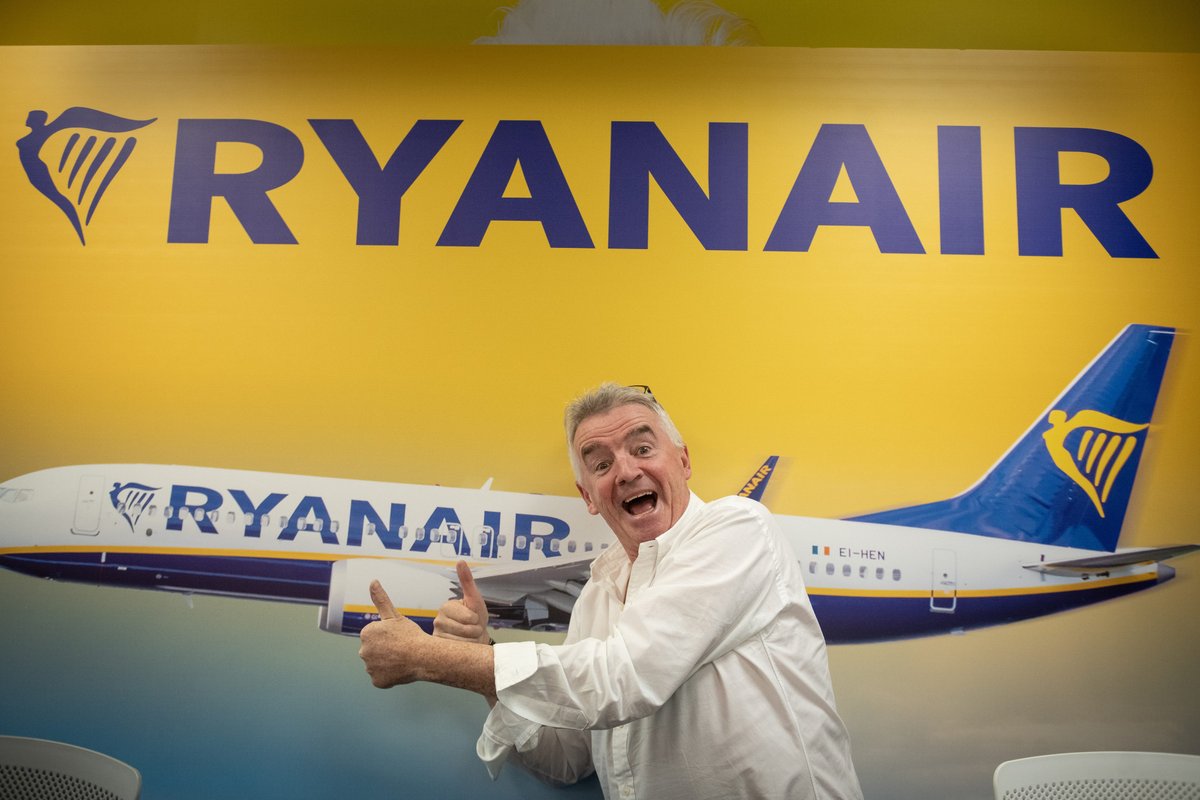 Aviation's most outspoken CEO is in line for a $175 million payday