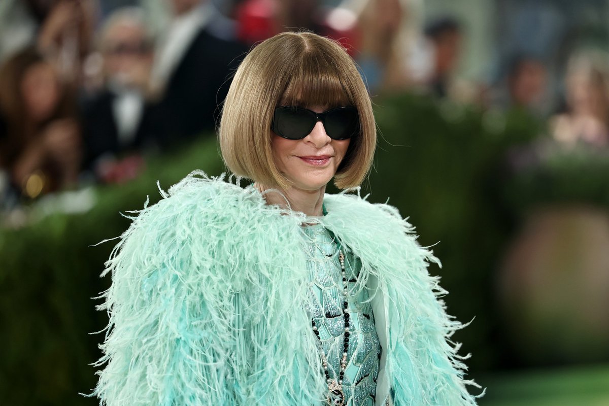 Condé Nast's CEO says he knows who could replace Anna Wintour one day
