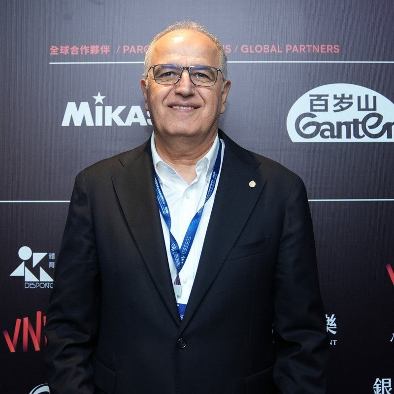 "Ülkeyi gururlandırmaya devam edeceğiz"