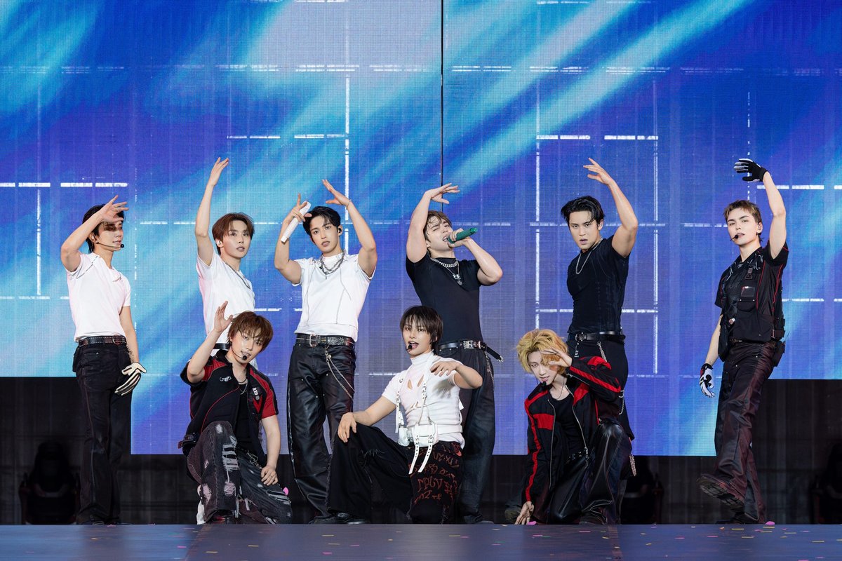 Inside the stadium where one of K-pop's biggest boy bands kicked off a new leg of their world tour