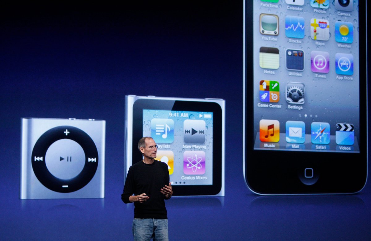 Apple is turning 50, and these former leaders say the culture made it all click