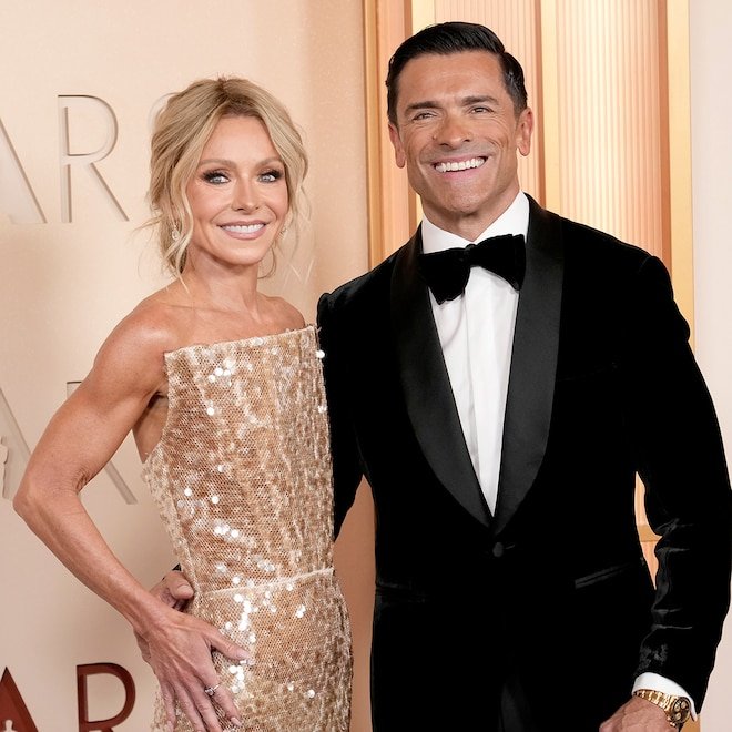 Kelly Ripa Says This Habit Is a "Chastity Belt" for Mark Consuelos