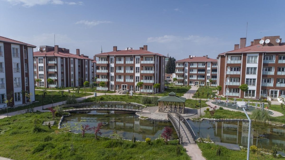 "Yüzyılın Konut Projesi için kura heyecanı devam ediyor: Bu hafta hangi 9 şehir belirlendi?"