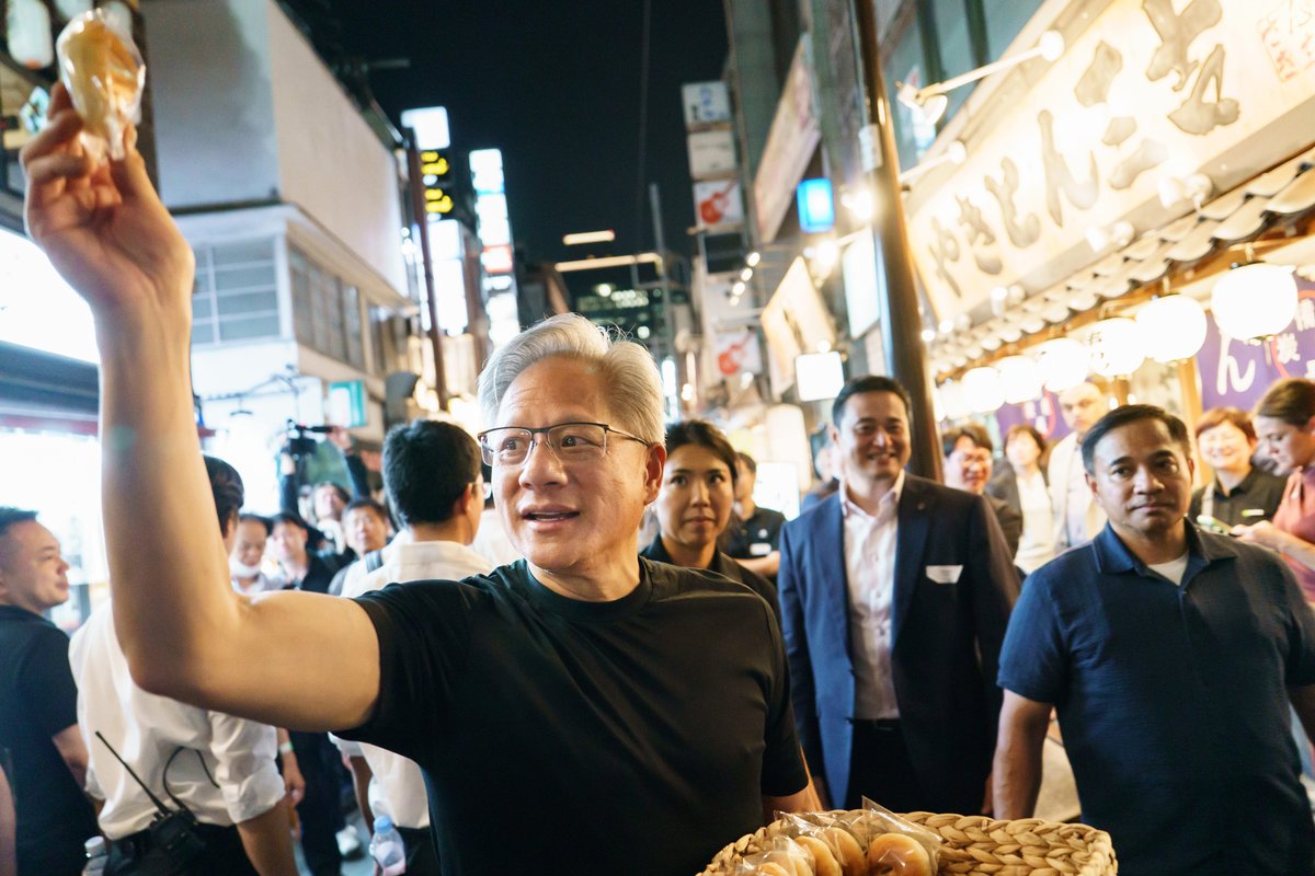 Jensen Huang hands out red bean buns to Tokyo crowd in his latest culinary adventure