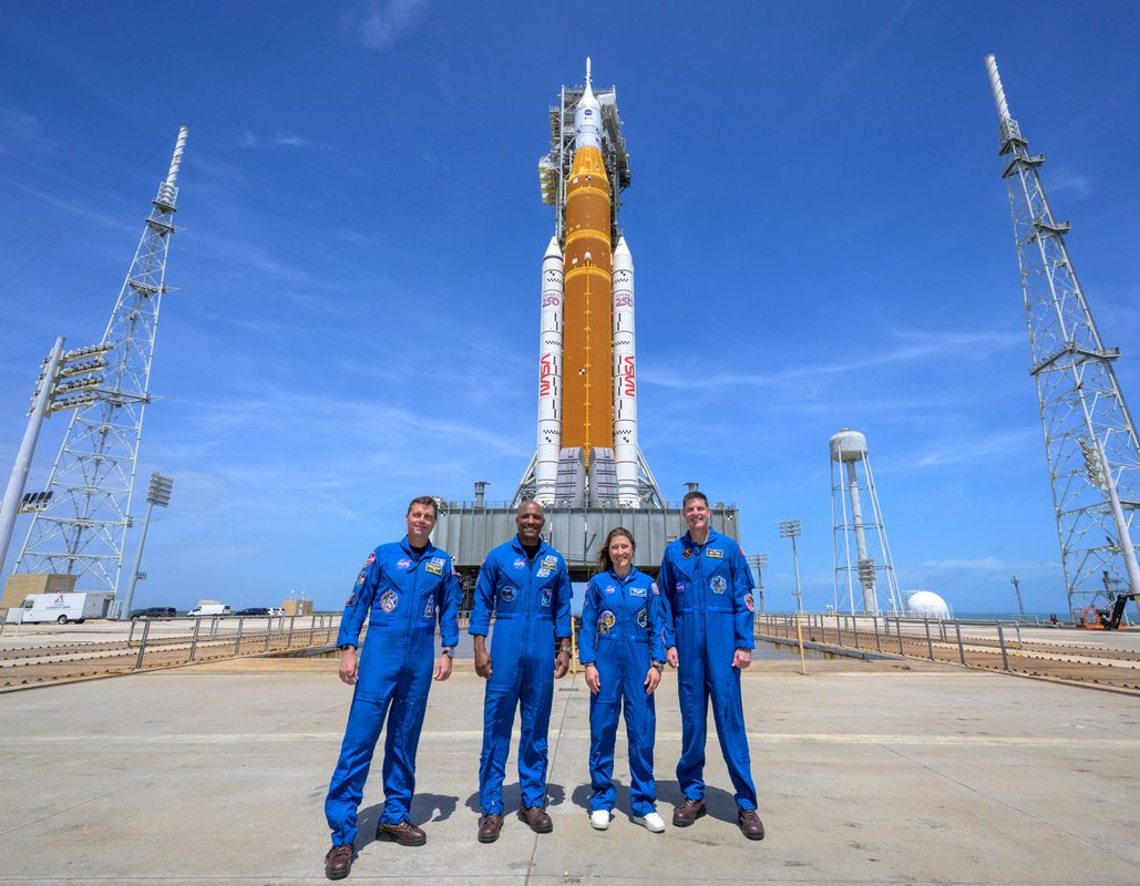 Astronauts on Artemis II ran into a problem every office worker recognizes