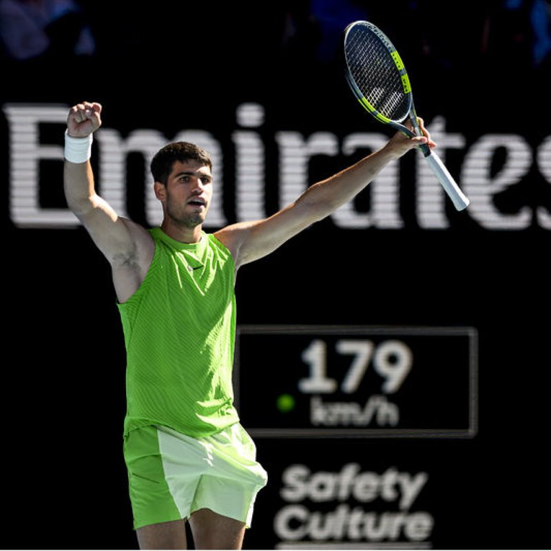 "Alcaraz ve Sabalenka,: Avustralya'da Çeyrek Finale Yükseldi!"